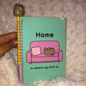 Pusheen notebook & pen